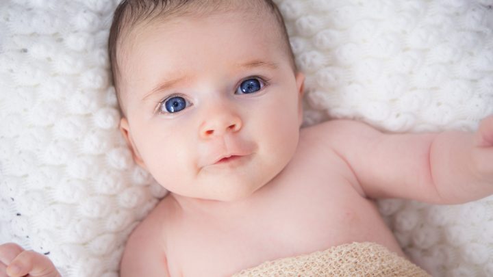 Bebeklerin Göz Rengi Ne Zaman Belli Olur ?